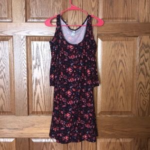 Super cute cut out shoulder dress